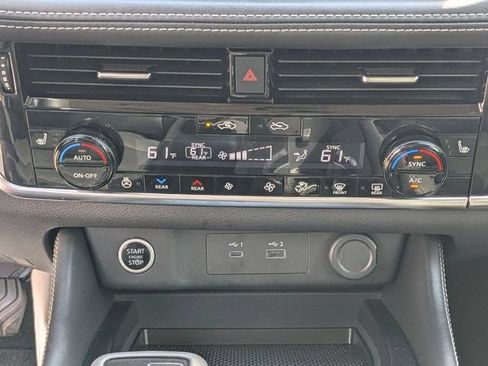 Used 2021 Nissan Rogue SL w/ Premium Package FWD image 15
