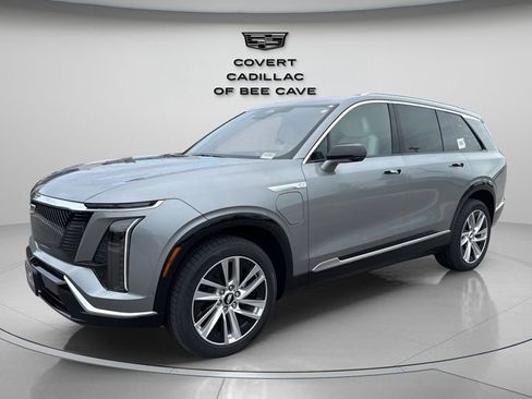 New 2026 Cadillac Vistiq Luxury w/ LPO, Floor Liner Package image 7