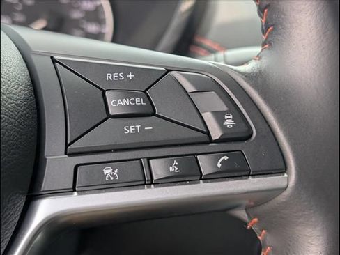 Used 2024 Nissan Sentra SR FWD image 17