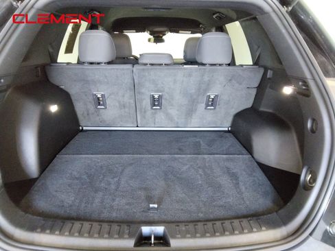 Used 2025 Chevrolet Equinox LT image 10