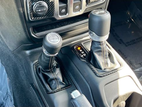 Used 2024 Jeep Wrangler Sport AWD/4WD image 16