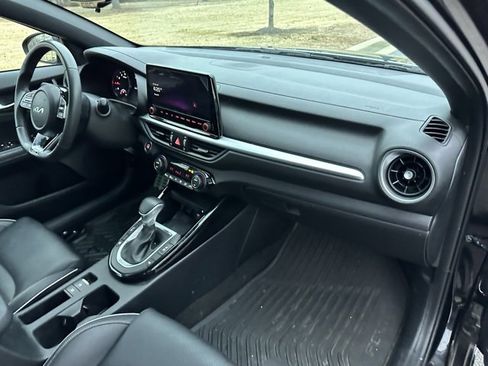 Certified 2024 Kia Forte GT-Line w/ GT-Line Premium Package image 23