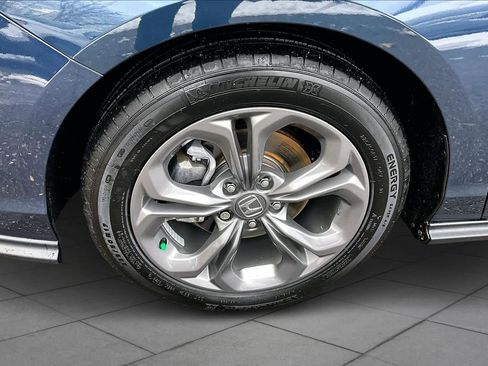 Used 2024 Honda Accord EX image 10