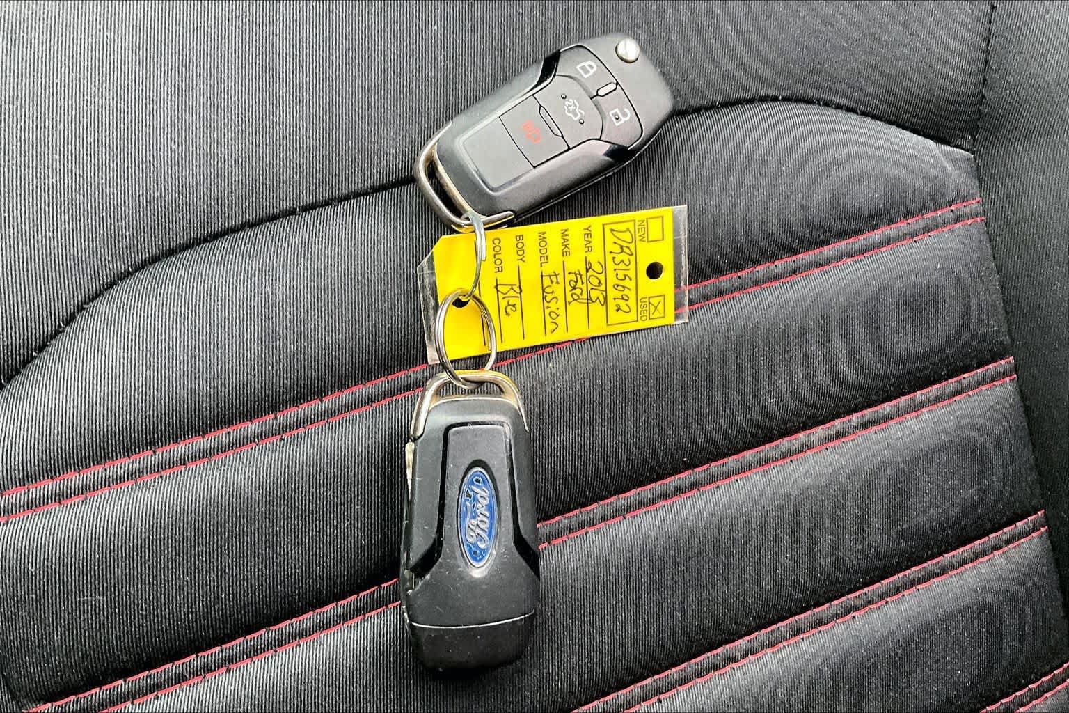 Used 2013 Ford Fusion SE FWD image 15