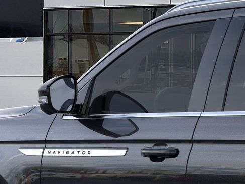 New 2026 Lincoln Navigator L Reserve AWD/4WD image 20