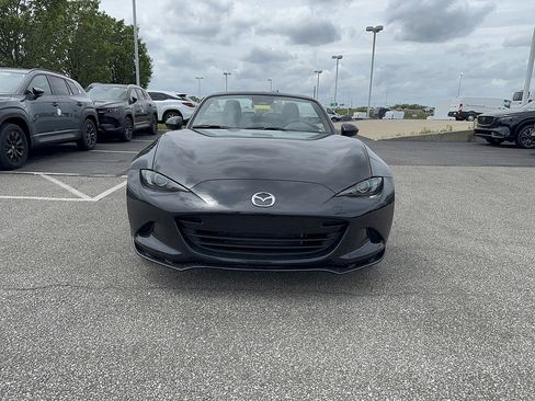 New 2026 MAZDA MX-5 Miata Club w/ Weather Package RWD image 2