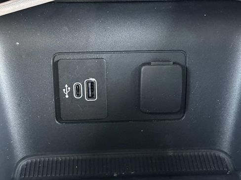 New 2026 Ford Explorer Active w/ Active Comfort Package image 22