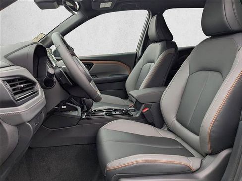 New 2026 Subaru Ascent Touring image 4