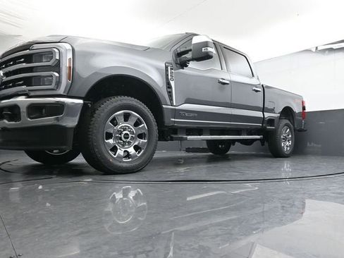 New 2026 Ford F250 Lariat w/ Chrome Package image 26