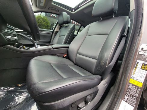 Used 2013 BMW 528i xDrive Sedan image 18