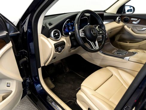 Used 2022 Mercedes-Benz GLC 300 4MATIC image 15