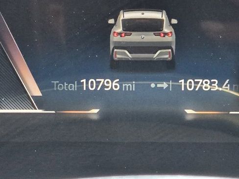 Used 2025 BMW X2 xDrive28i image 23