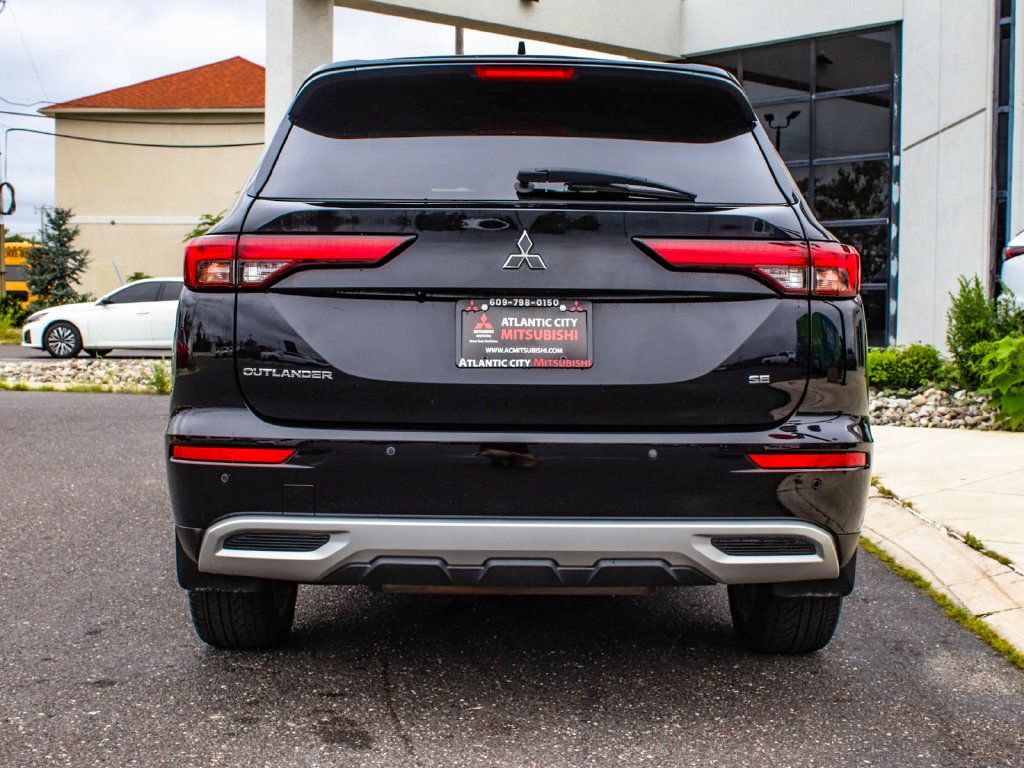 Used 2022 Mitsubishi Outlander SE FWD image 5