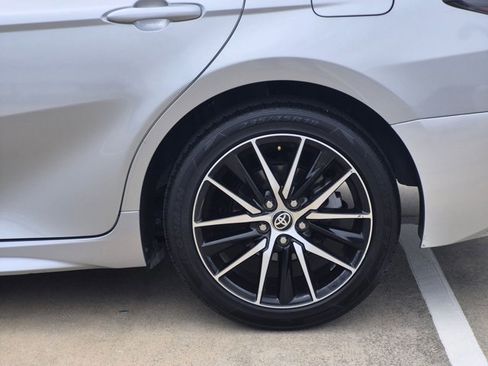 Used 2024 Toyota Camry SE FWD image 21