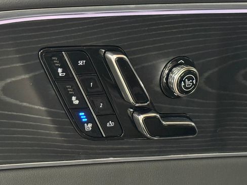 New 2026 Cadillac Lyriq V image 16