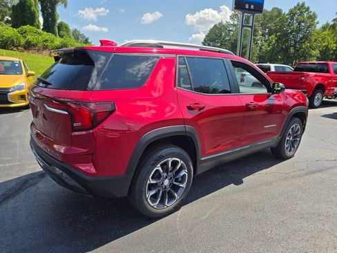 Used 2026 GMC Terrain Elevation w/ Elevation Premium Package AWD/4WD image 8