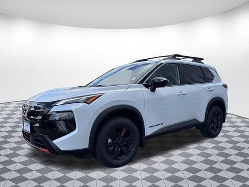 New 2026 Nissan Rogue SV AWD/4WD image 3
