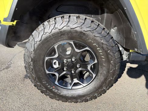 Used 2023 Jeep Wrangler Unlimited Rubicon 4xe w/ Cold Weather Group image 32