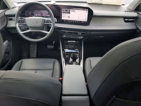 New 2026 Audi Q3 quattro 2.0T AWD/4WD image 11