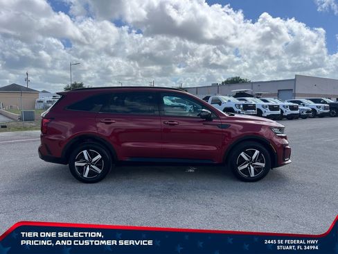 Used 2021 Kia Sorento S FWD image 8