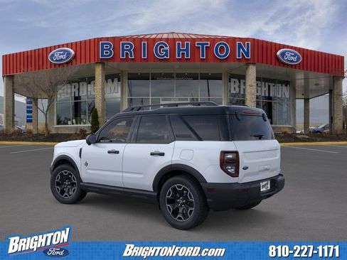 Used 2026 Ford Bronco Sport Outer Banks w/ Outer Banks Tech Package+ AWD/4WD image 4
