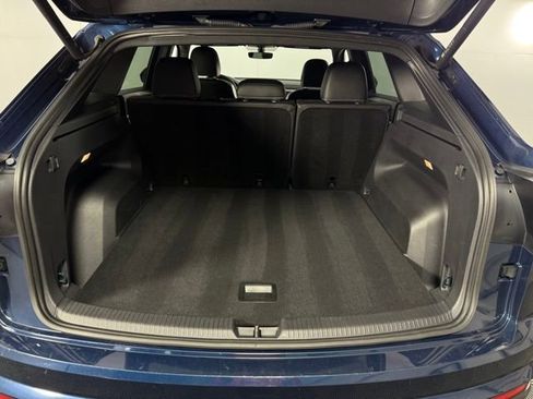 Used 2023 Volkswagen Atlas Cross Sport SE image 24