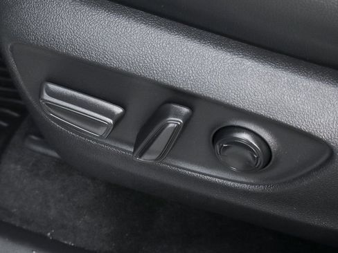 Used 2024 Toyota Grand Highlander AWD image 19