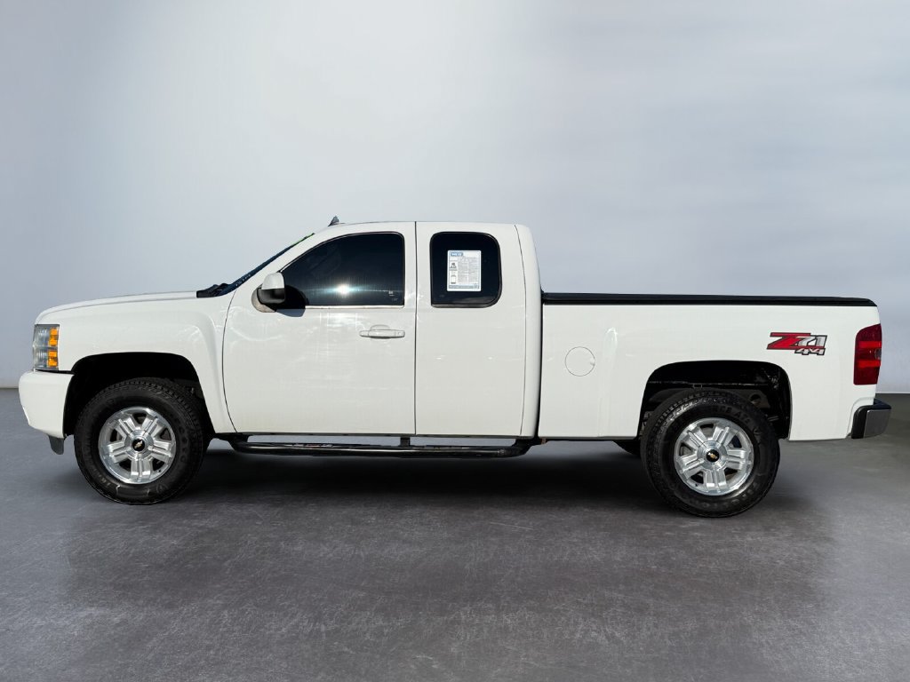 Used 2013 Chevrolet Silverado 1500 LT w/ All-Star Edition AWD/4WD image 6