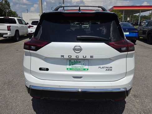 New 2026 Nissan Rogue Platinum AWD/4WD image 9
