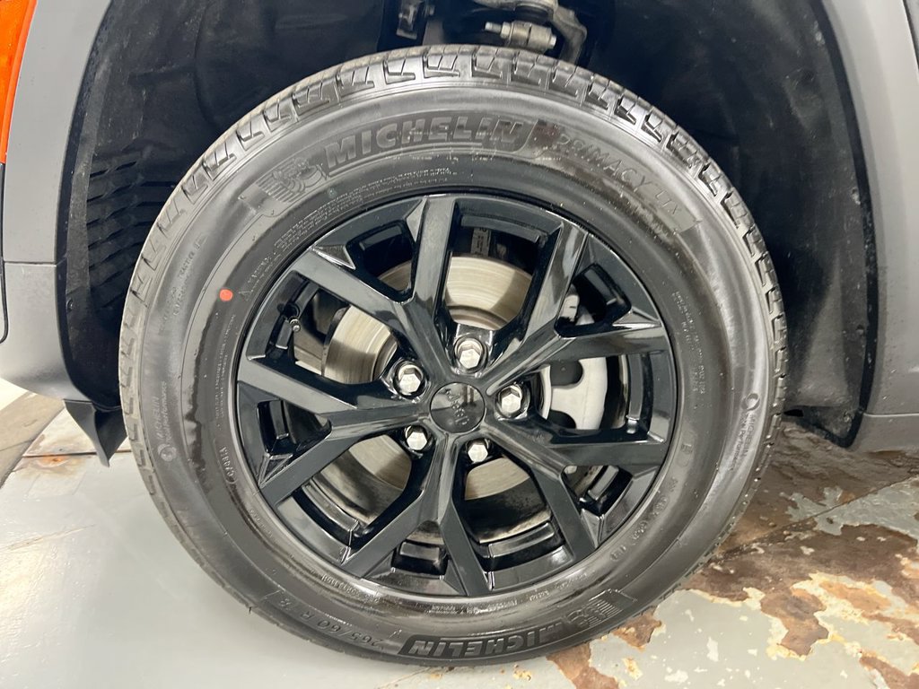 New 2026 Jeep Grand Cherokee Altitude RWD image 27
