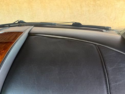 Used 2005 Aston Martin DB9 Coupe RWD image 31