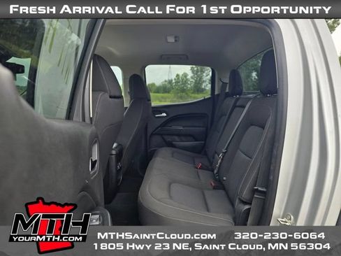 Used 2019 Chevrolet Colorado LT AWD/4WD image 10