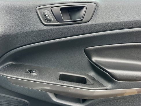 Used 2020 Ford EcoSport SES image 18