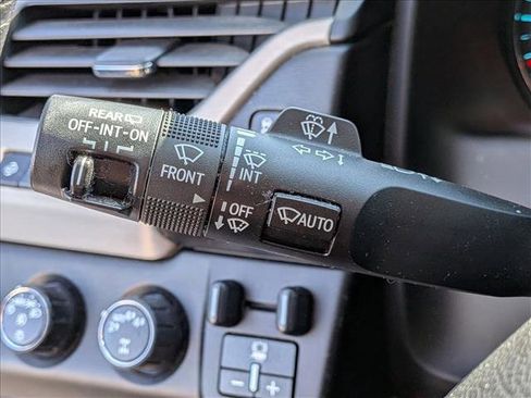 Used 2019 GMC Yukon Denali w/ Denali Ultimate Package image 11