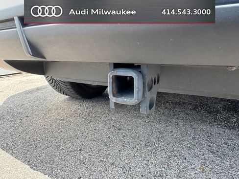 Used 2024 Audi Q4 e-tron Premium Plus AWD/4WD image 5