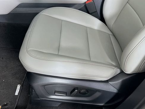 Certified 2025 Ford Explorer Active w/ Active Comfort Package RWD image 30