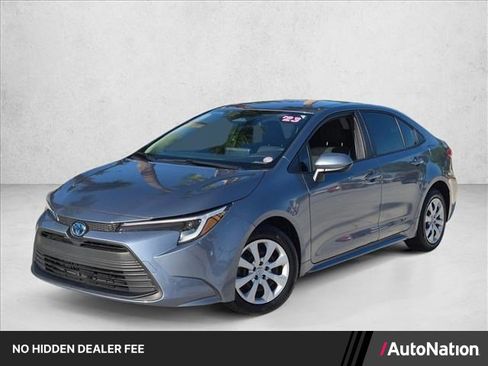 Certified 2023 Toyota Corolla LE FWD image 1