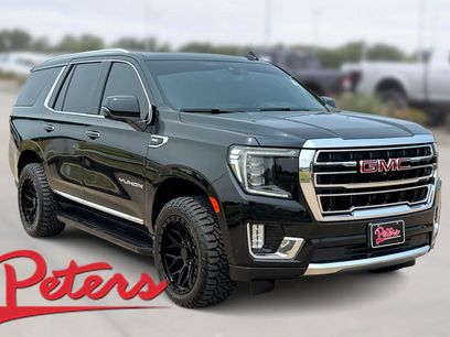 Used 2022 GMC Yukon SLT w/ SLT Premium Package