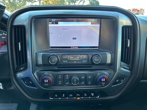 Used 2019 Chevrolet Silverado 2500 LTZ w/ Duramax Plus Package image 15