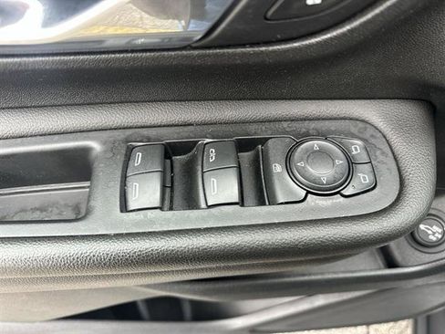 Certified 2021 GMC Terrain SLT FWD image 37