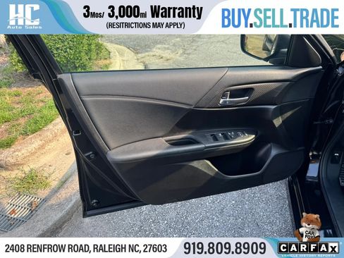 Used 2017 Honda Accord Sport image 14