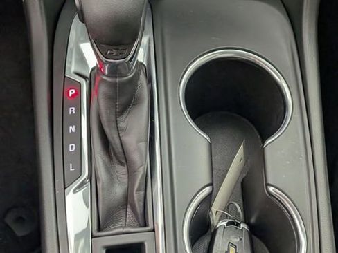 Used 2022 Chevrolet Equinox LS image 23