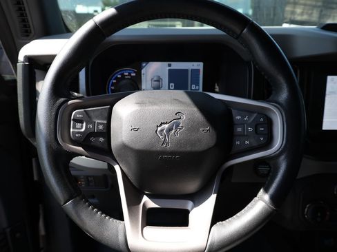 Used 2022 Ford Bronco Black Diamond AWD/4WD image 36