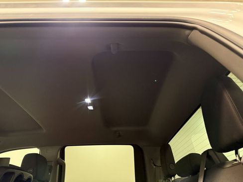 Used 2025 Chevrolet Silverado 1500 LT image 10