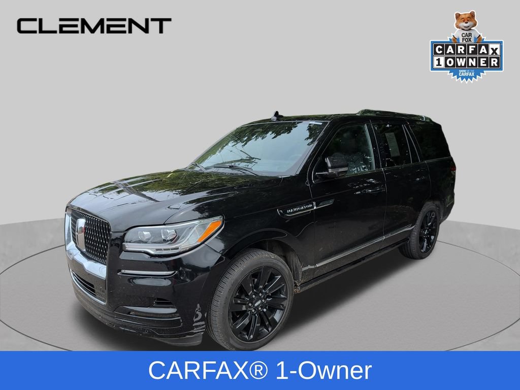 Used 2023 Lincoln Navigator Reserve AWD/4WD image 2