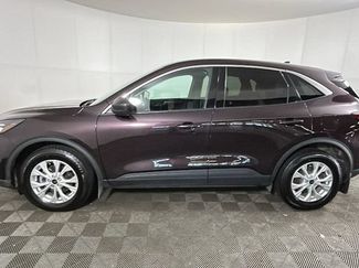 Used 2023 Ford Escape Active AWD/4WD video 5