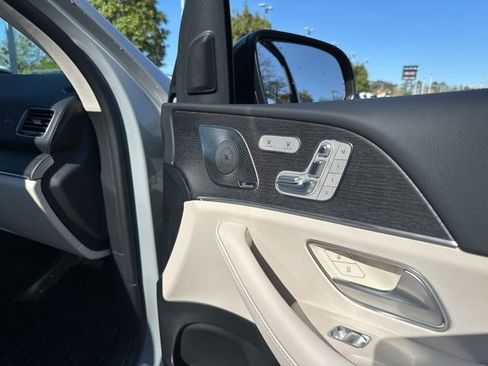 New 2026 Mercedes-Benz GLS 450 4MATIC image 40