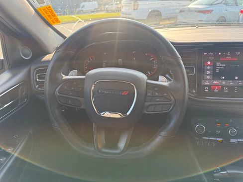 Used 2025 Dodge Durango GT AWD/4WD image 9