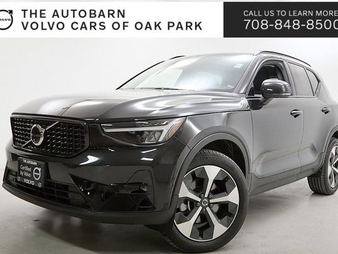Certified 2024 Volvo XC40 B5 Plus w/ Climate Package image 1