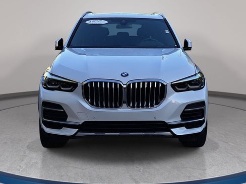 Used 2023 BMW X5 sDrive40i w/ Premium Package RWD image 2